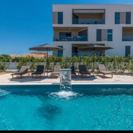 Dvj Apartments Биоград на Мору Екстериор снимка